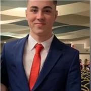 He superado Latín con una nota de “9” en Bachillerato y de “9” en la PAU.